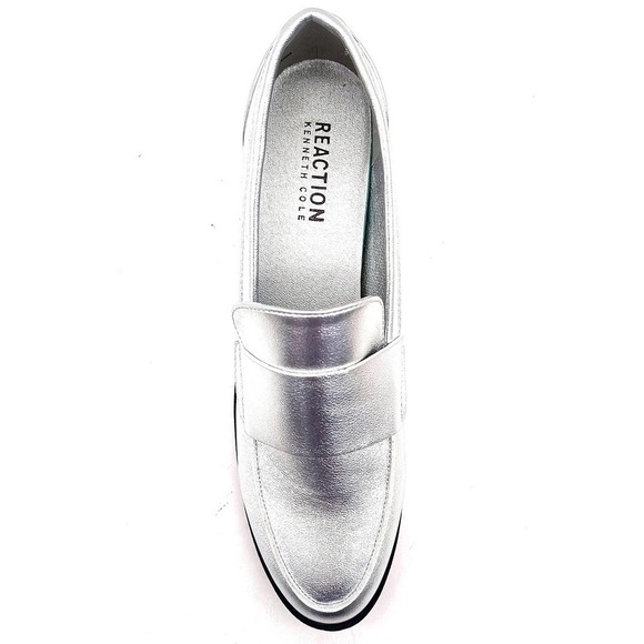 The Kenneth Cole Reaction Fern Metallic Silver Loafer Size 7.5 - Picture 3 of 14